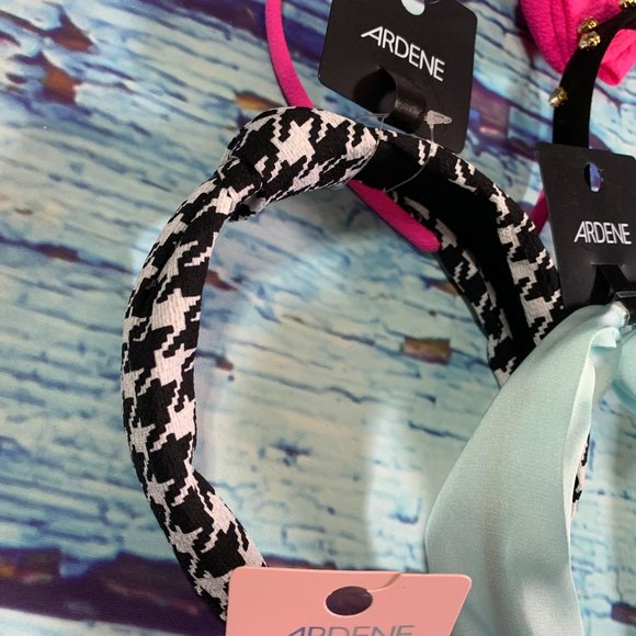 5 Ardene Headbands - Picture 2 of 6